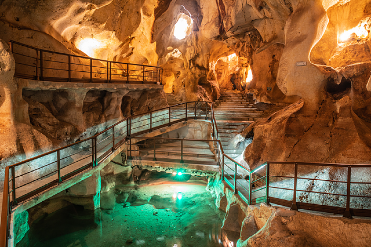 Tour to Nerja's Caves, Nerja city and Frigiliana