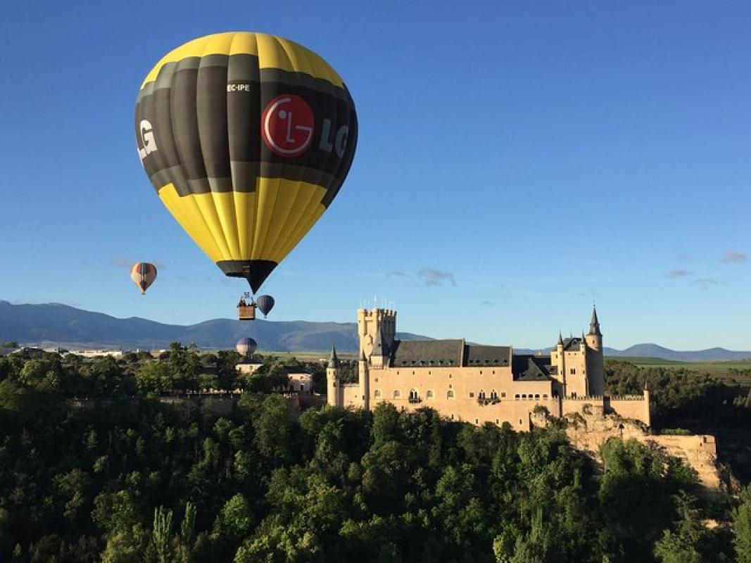Vuelo en globo sobre Segovia